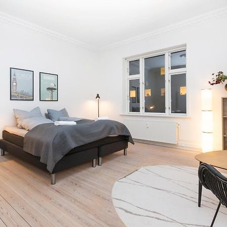 Come Stay In Aarhus - Close To Everything 4 People Екстериор снимка