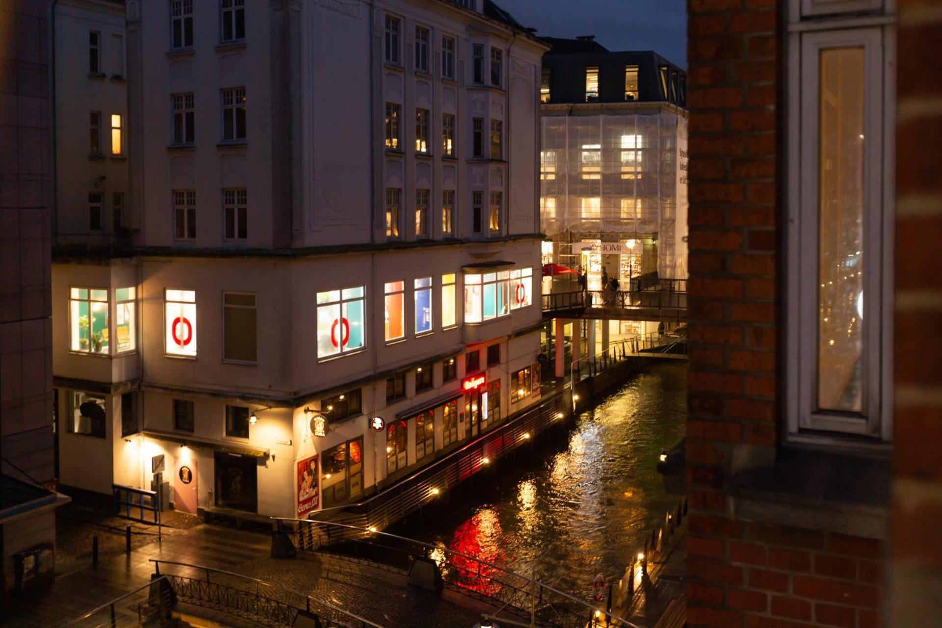 Come Stay In Aarhus - Close To Everything 4 People Екстериор снимка